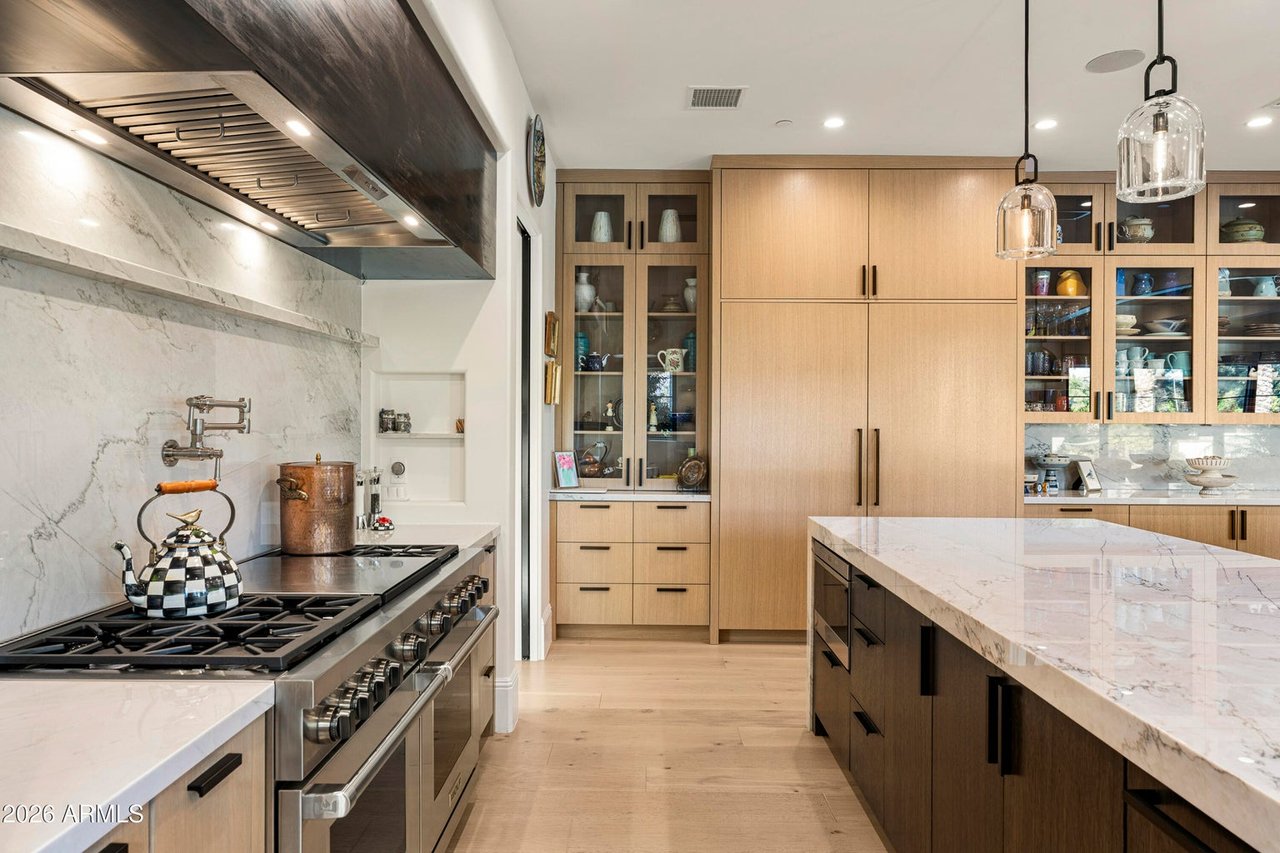 5432 E VIA DEL CIELO