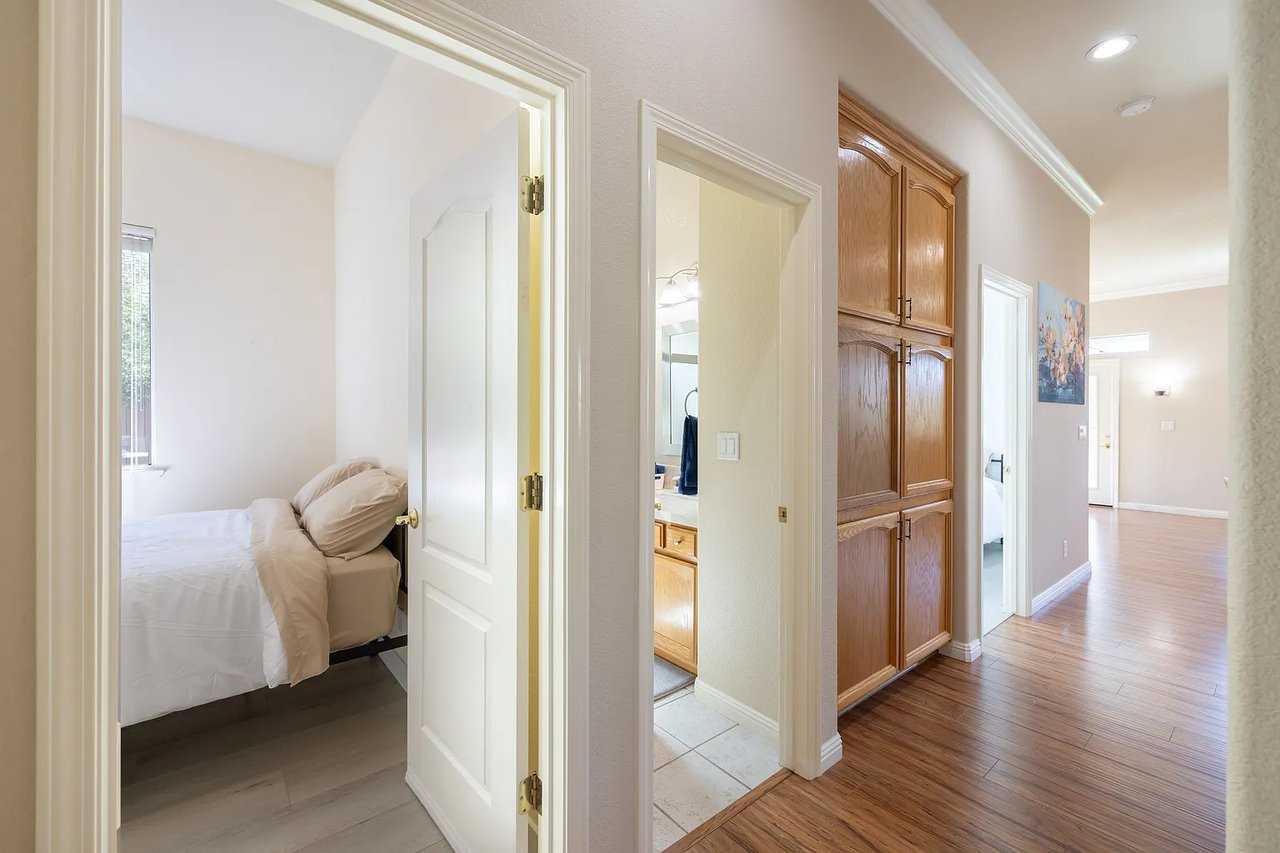 2121 Mullen Ct