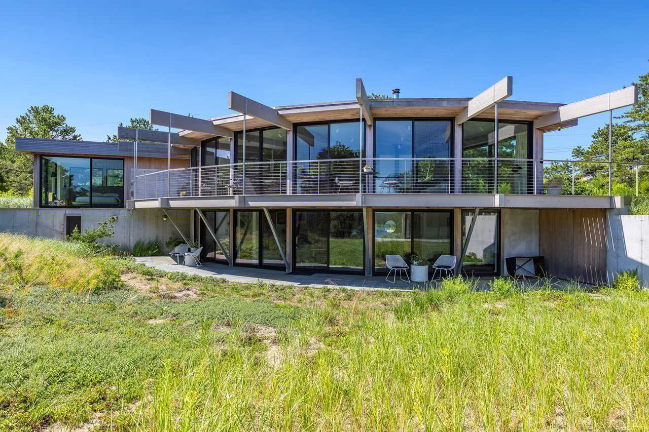 Cape Cod Modernist Masterpiece