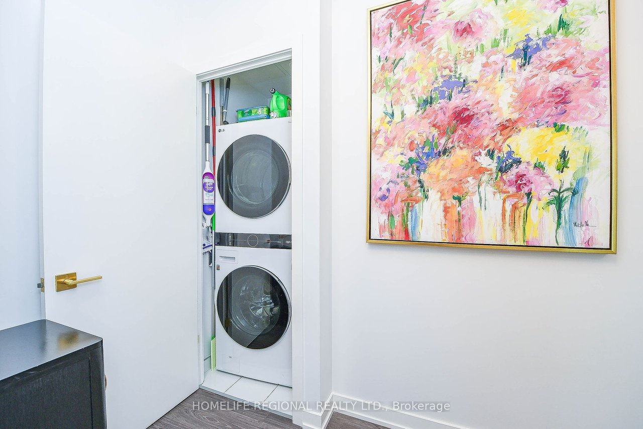 WEST CONDOS PENTHOUSE 