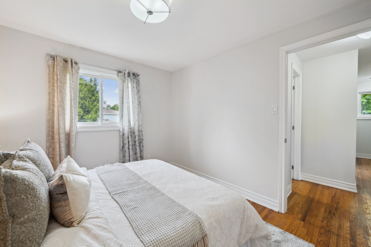 150 Orchard Heights