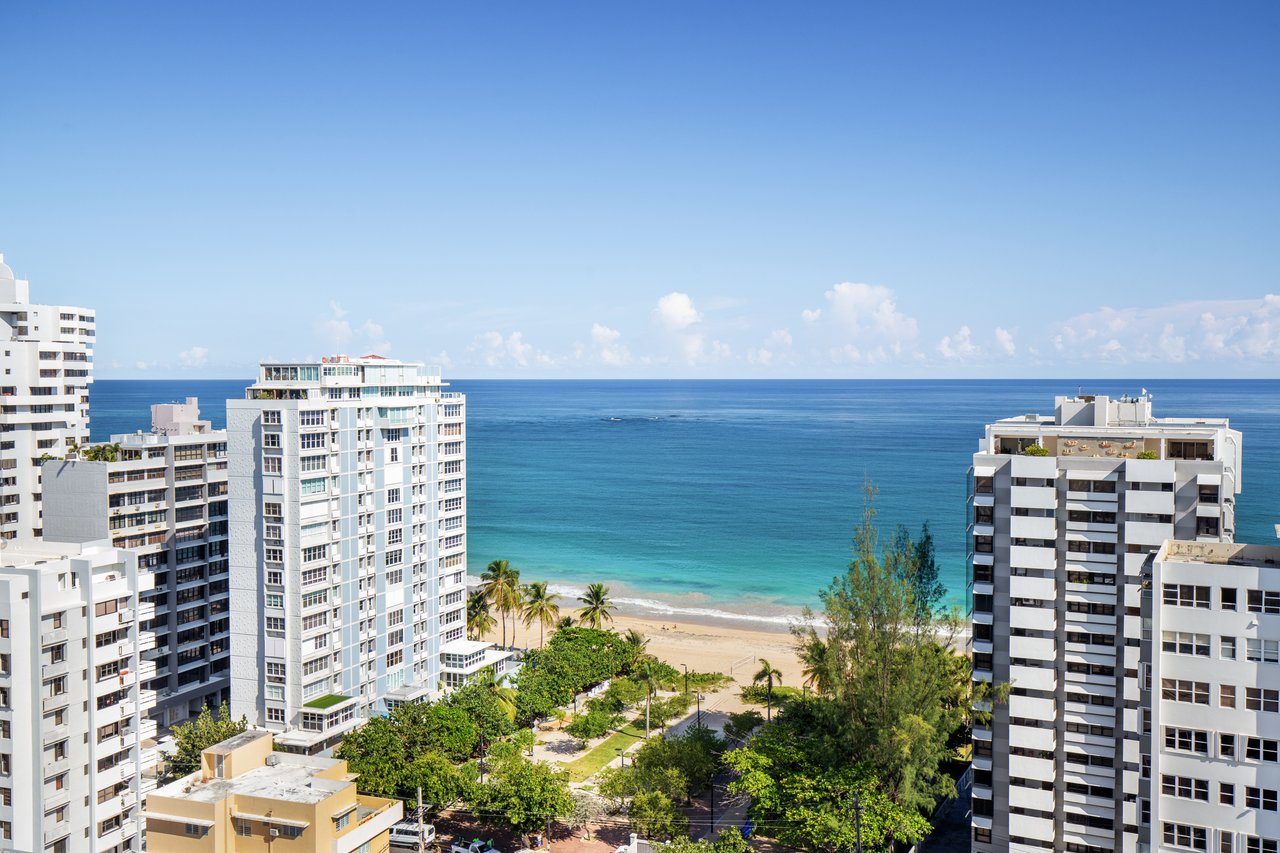 Cond. PRILA #17C, 70 Kings Court, Condado