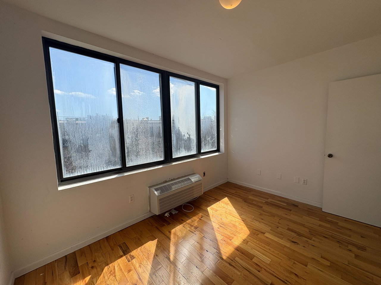 324 Melrose Street 4B