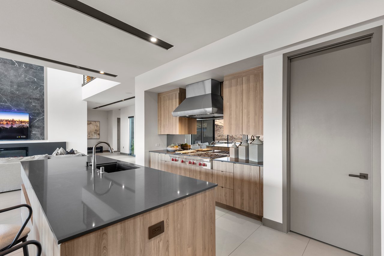 1463 Solitude Ridge Dr