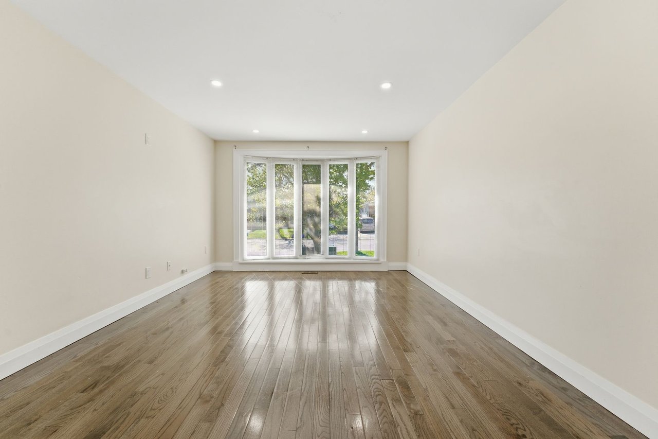 2362 Greenbank Tr