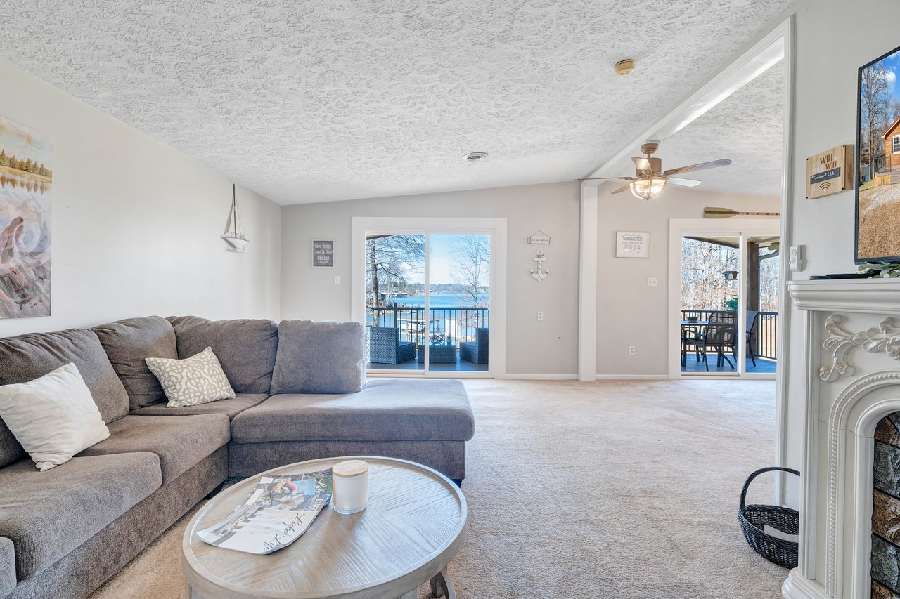 1111 Jefferson Dock RD