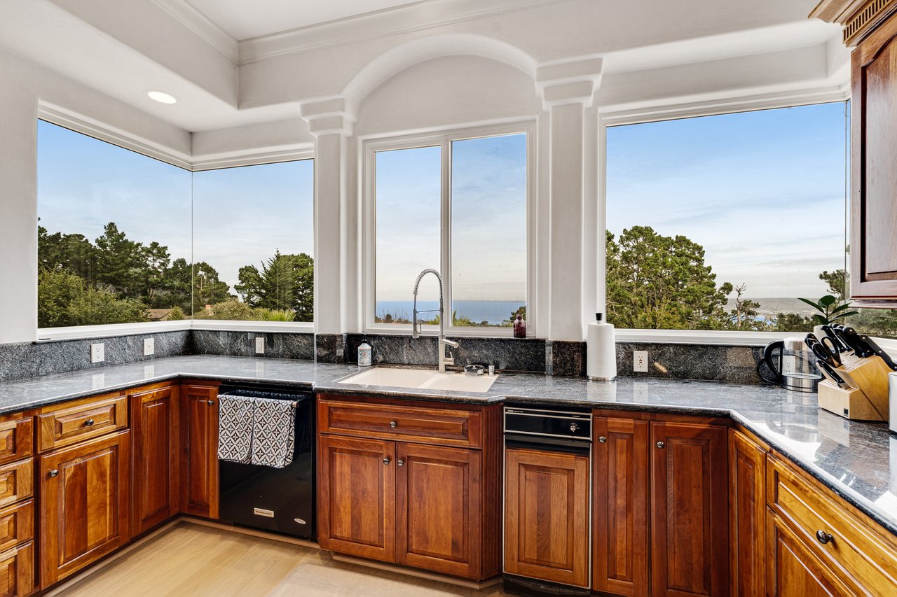1 Overlook Pl, Monterey