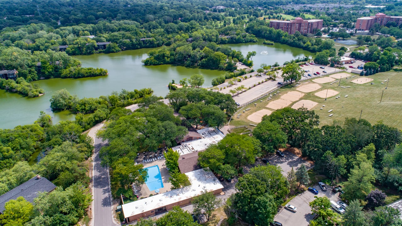 5950 OAKWOOD Drive Unit: 1D