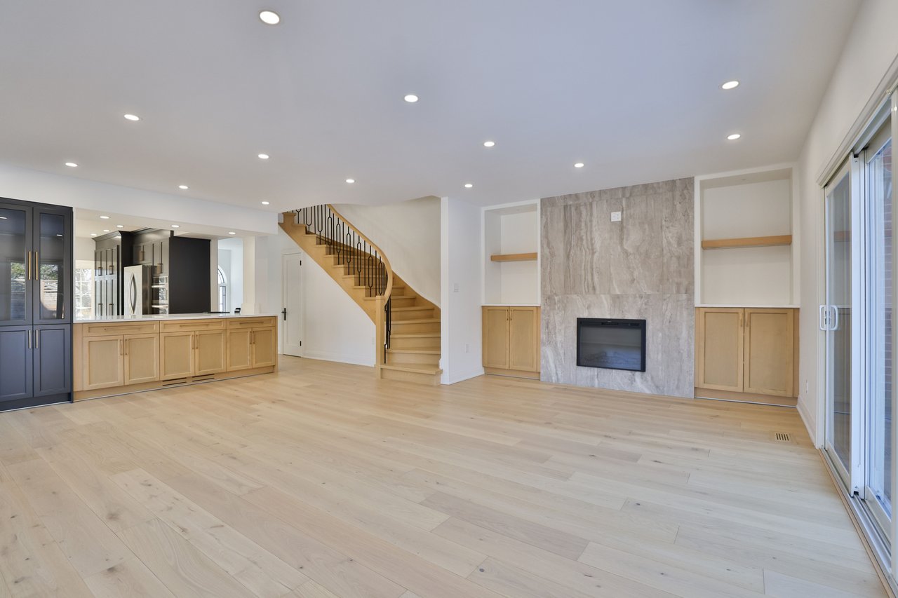 63 Tradewind Drive, Oakville