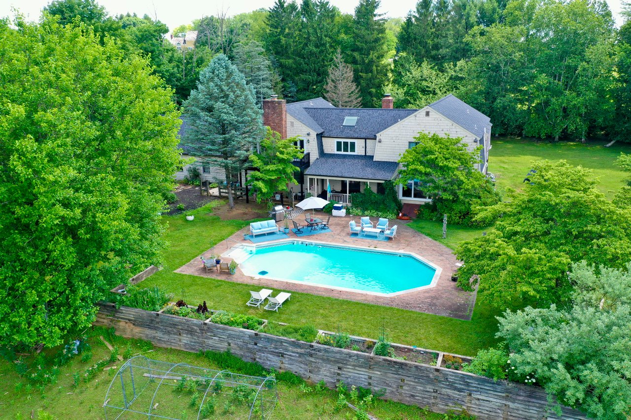 13 Farmersville Rd