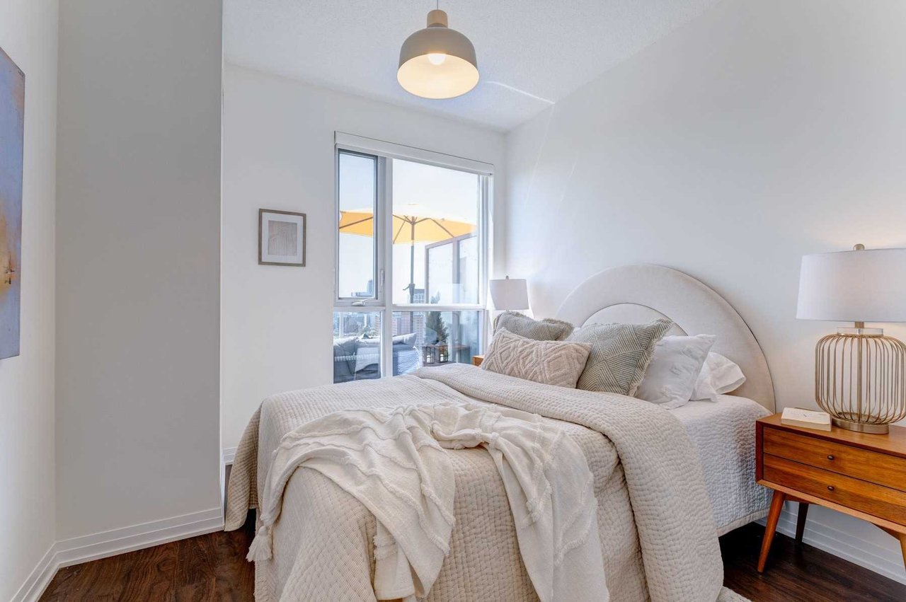 25 Cole St, Ste 1906