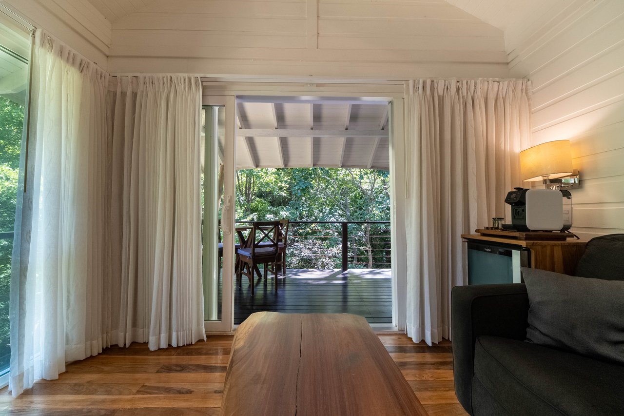 Mikado Natural Lodge | Turnkey Eco Lodge with Ocean Views & Expansion Potential in Guanacaste