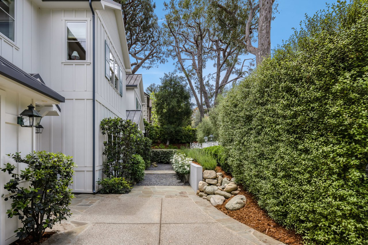 Sophisticated Coastal Design by Gray Malin