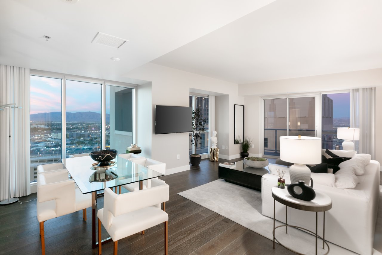 2700 Las Vegas Boulevard 2303