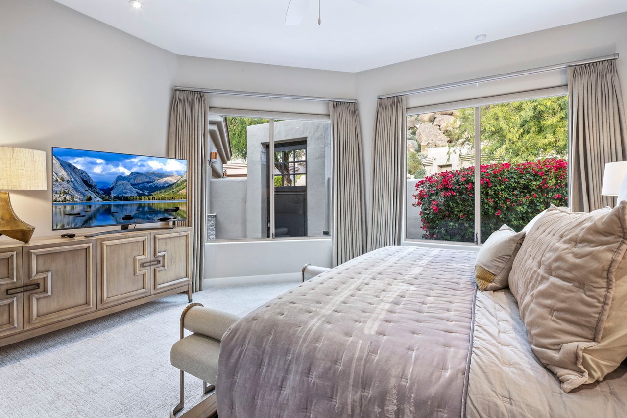 11129 E JUAN TABO Road