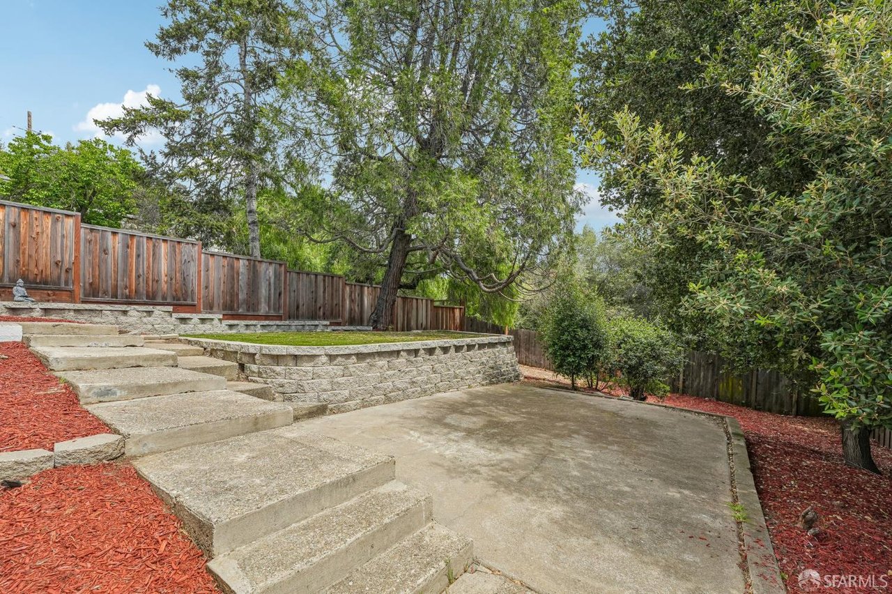 2990 Barrett Street