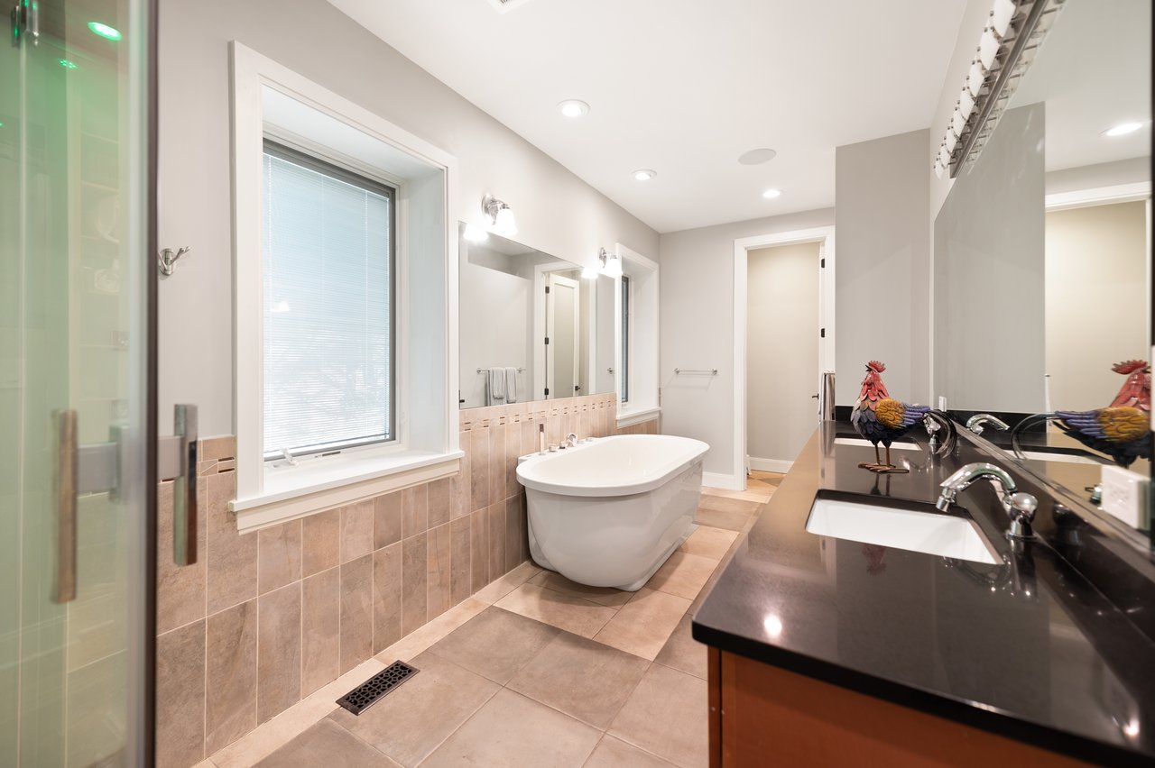 Luxury Home Optimal Location