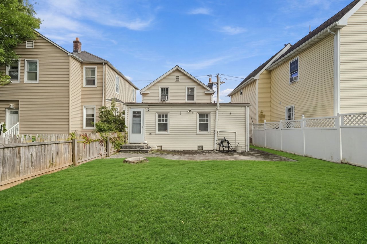 321 Boyden Avenue