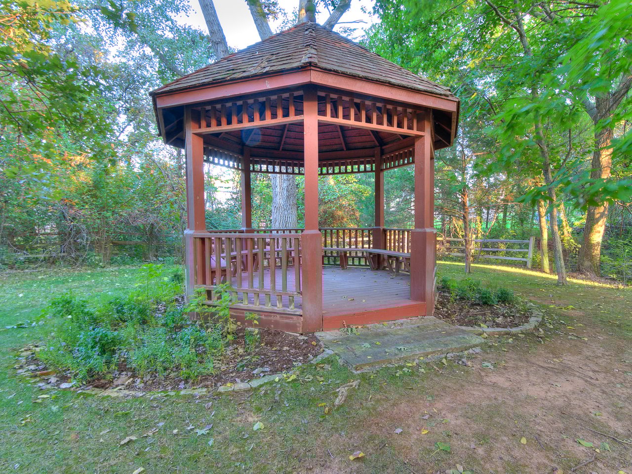 Luxury Living in Stonemill Addition in Oklahoma City - Wyatt Poindexter - The Agency Oklahoma 