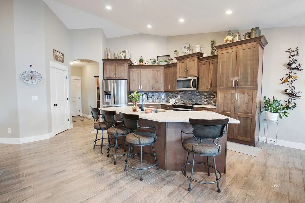 2034 Eagle Ridge Loop