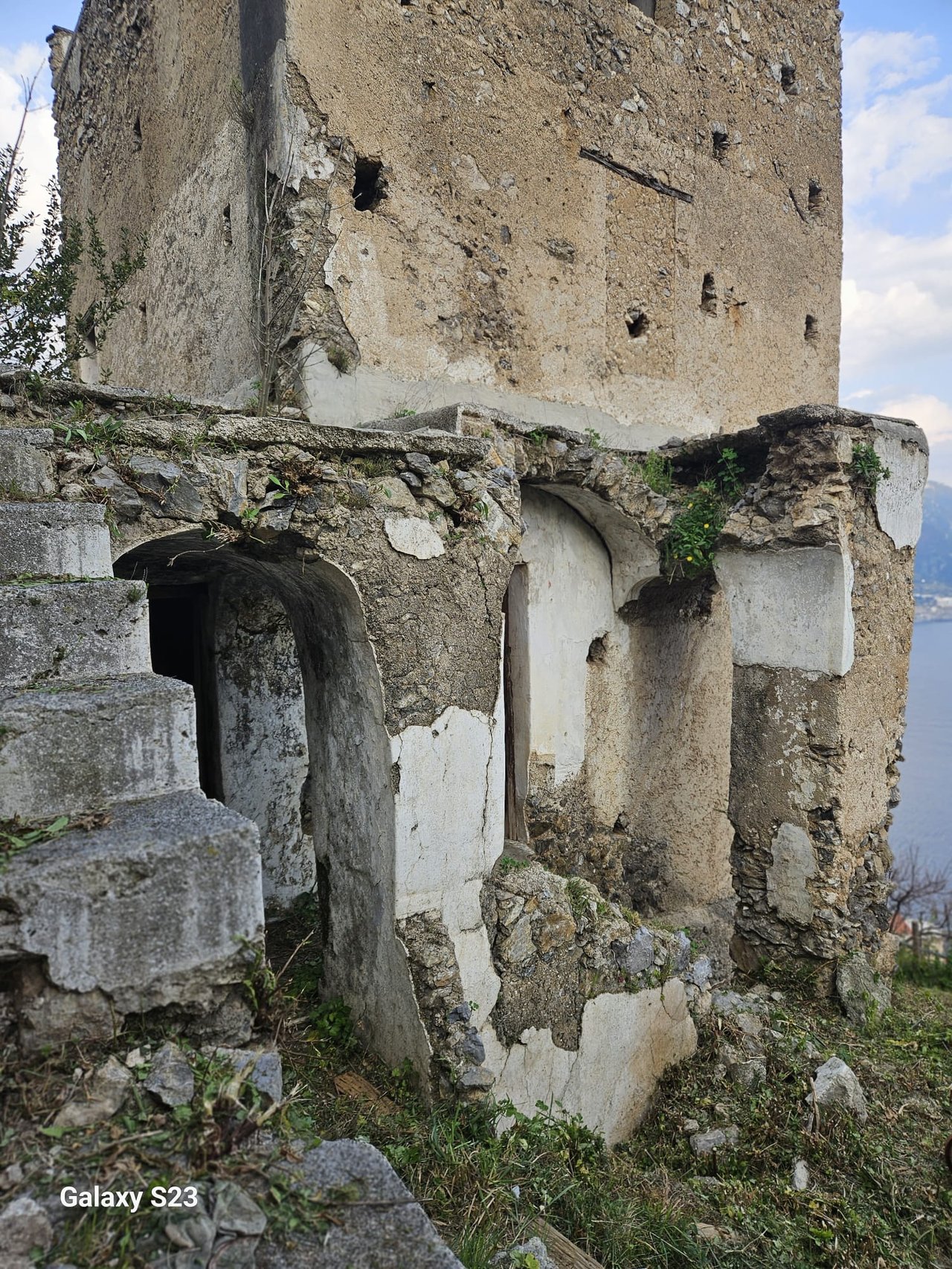 Historic Building With Garden to Be Restored in Castiglione Di Ravello