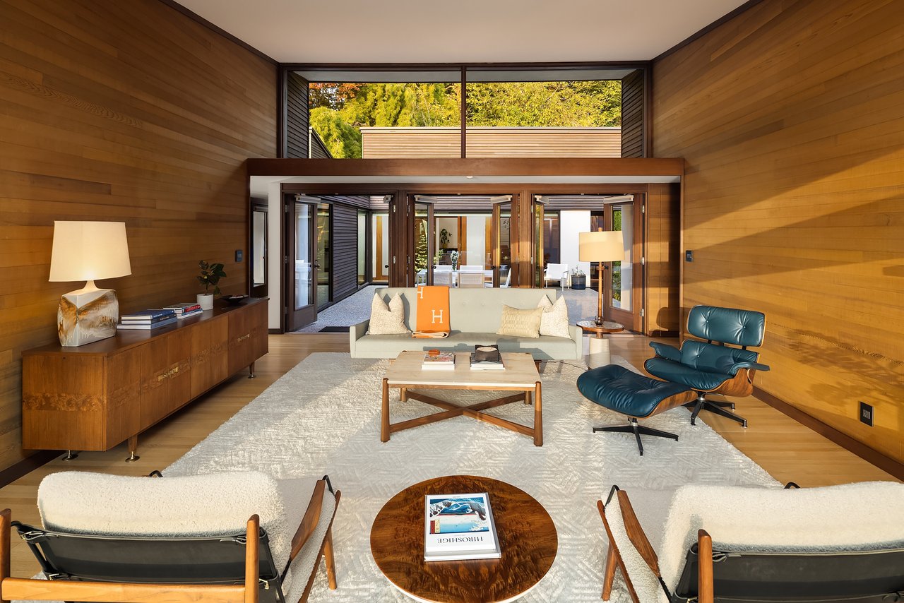 4343 W McLaren Street