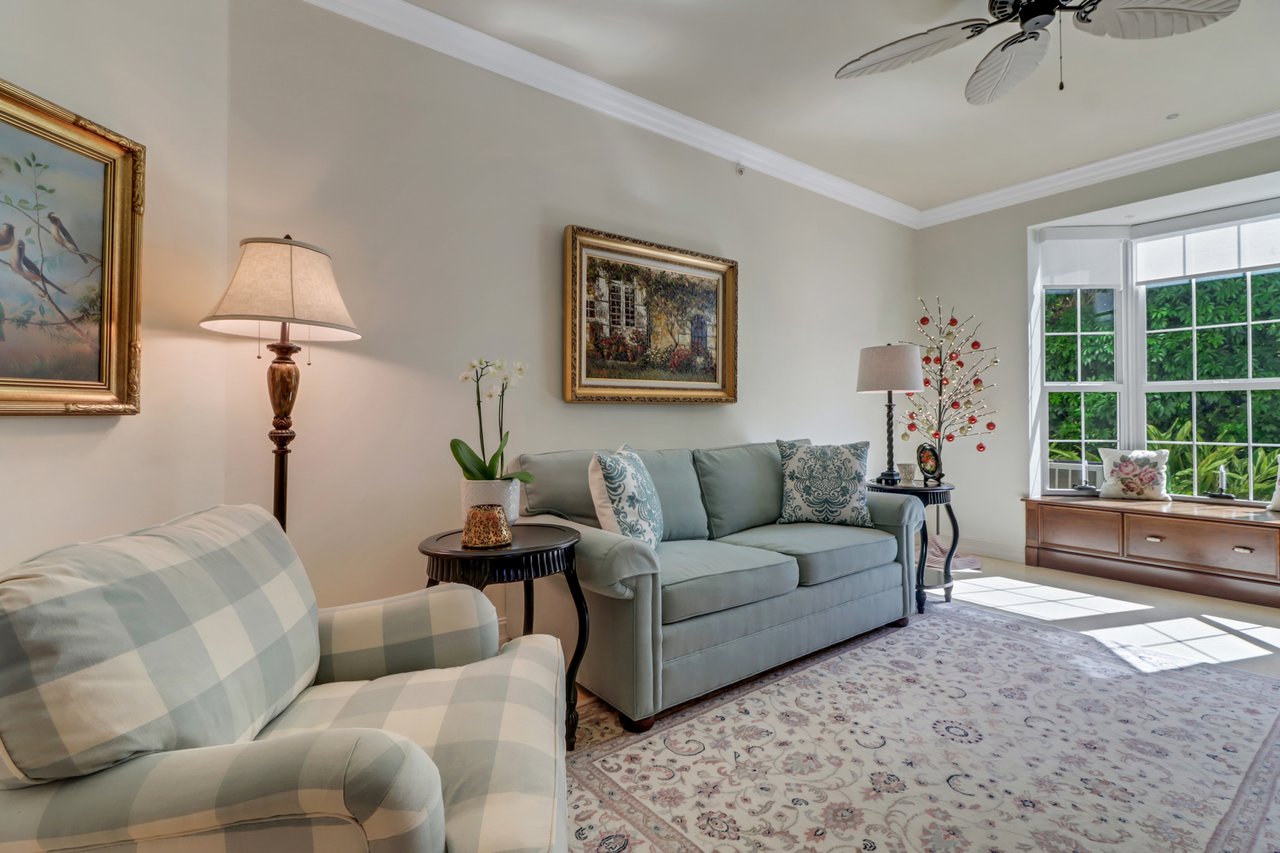 97 Silver Oaks CIR # 2101