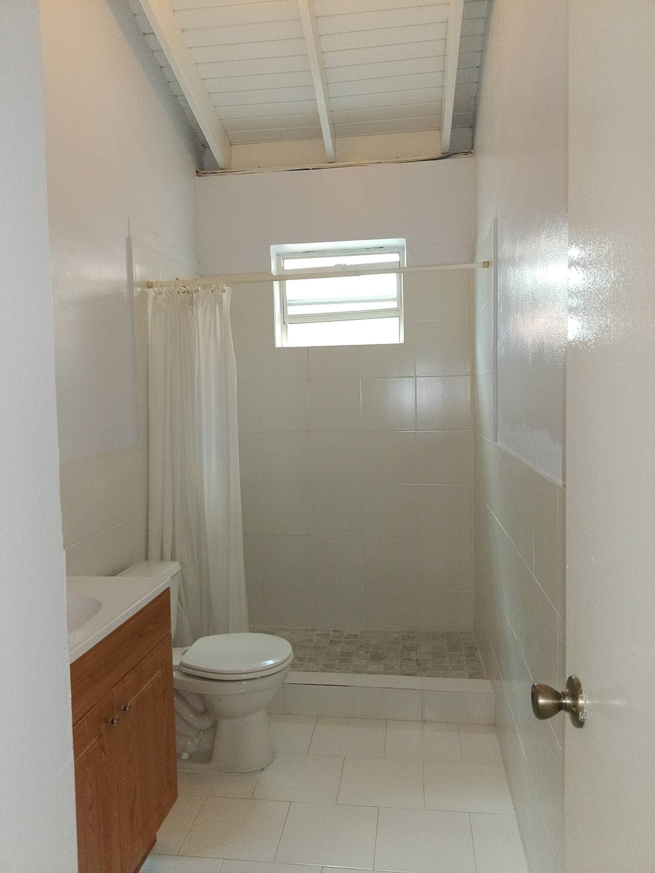 1124 Mainstreet Commercial Space 