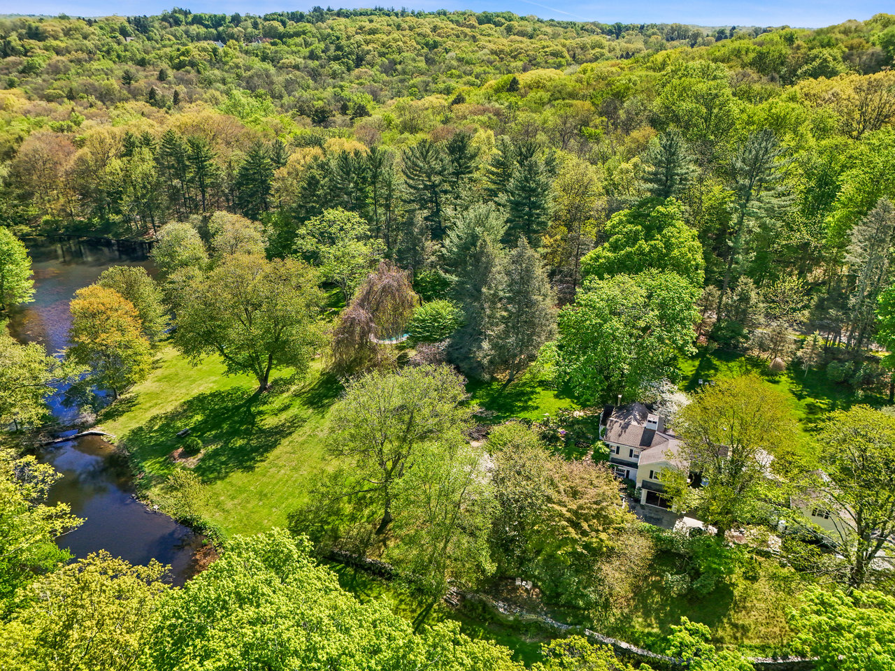 123 & 135 Mianus River Road