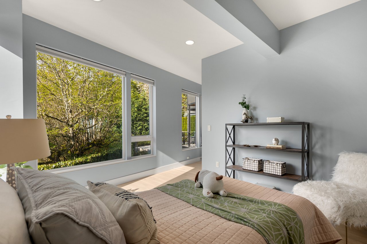 10410 NE 53rd Street