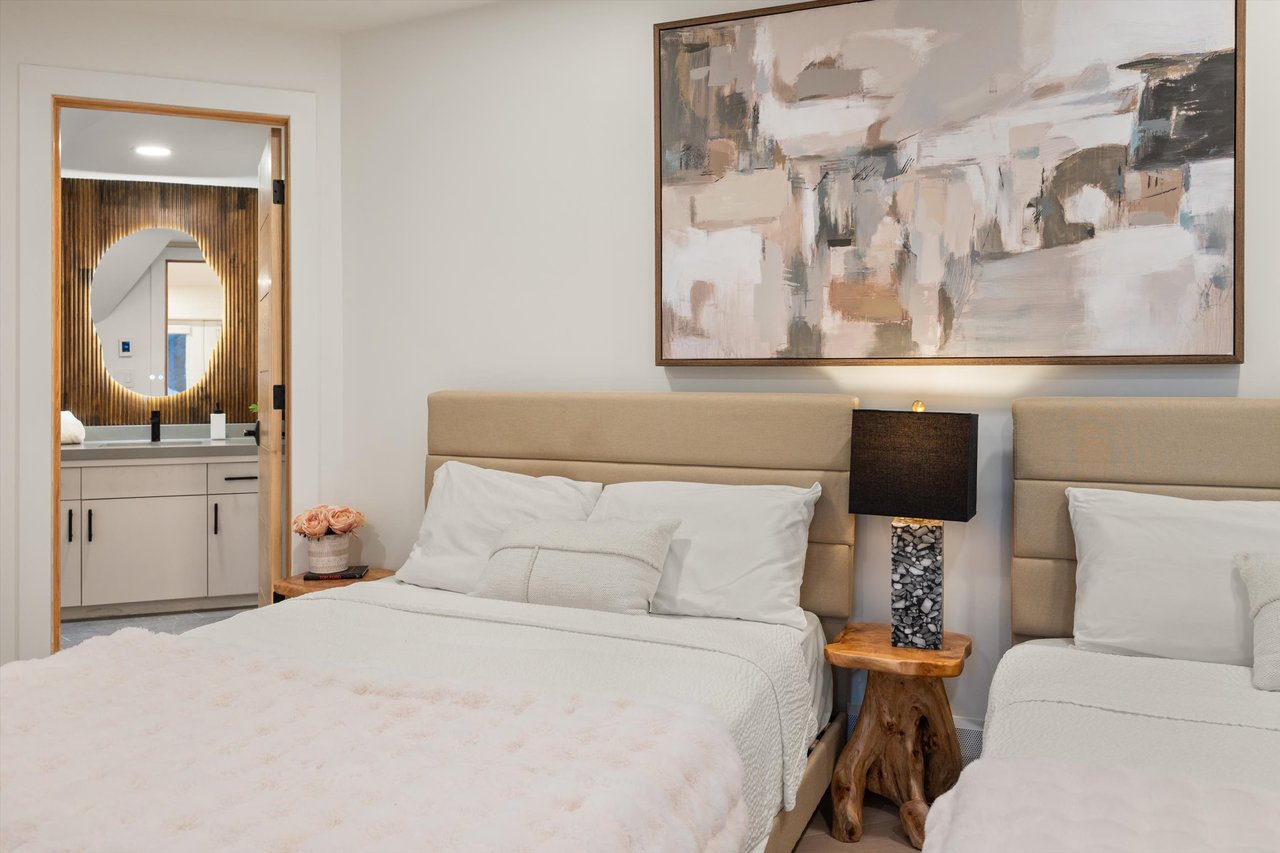 Designer Living with Unmatched Mountain Views