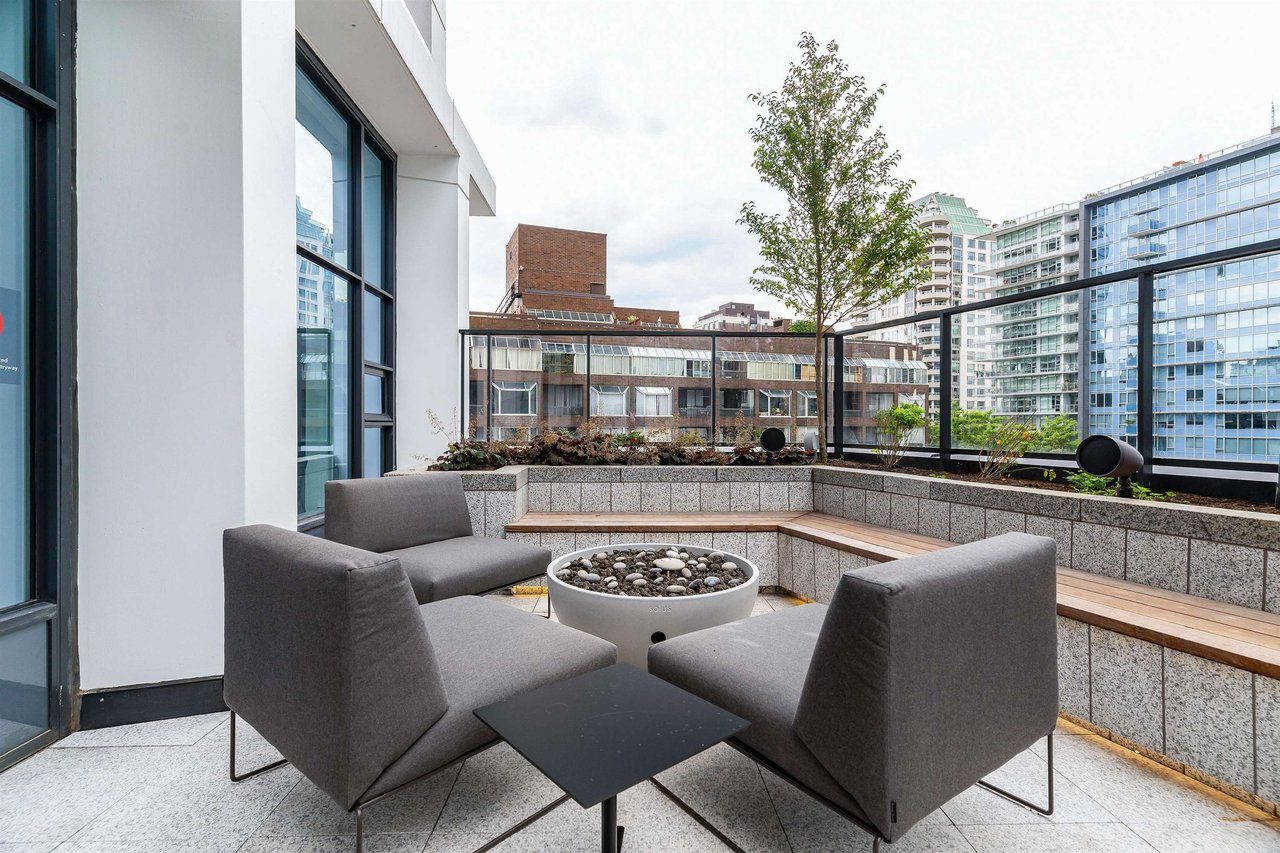 1289 Hornby St, #4905
