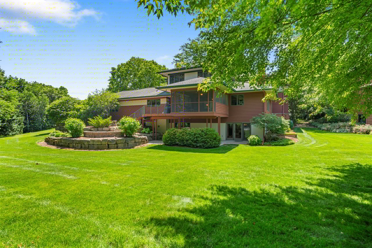 Discover This Prairie-Style Architectural Masterpiece in Fitchburg’s Lacy Heights