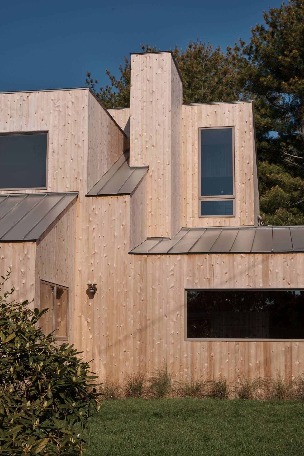 A REFINED ARCHITECTURAL STATEMENT