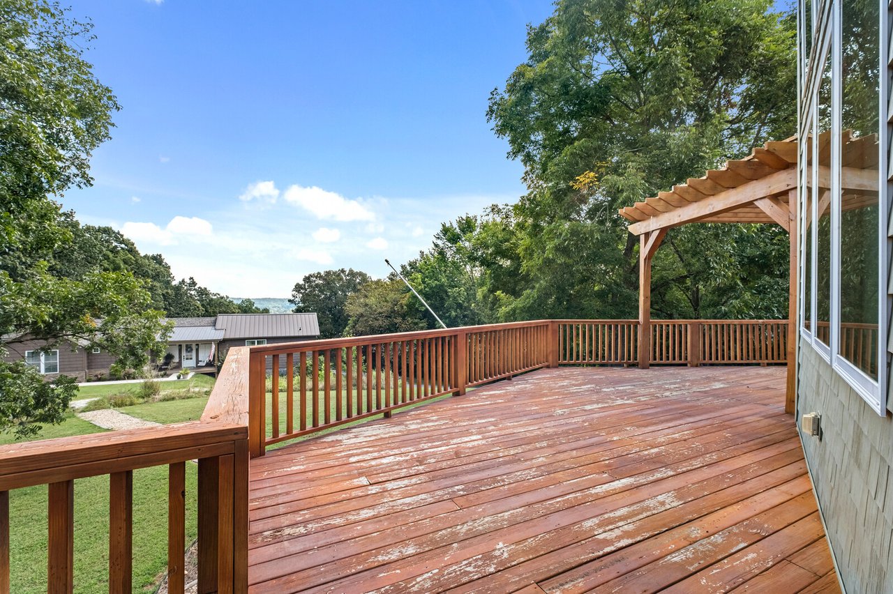 19123 Hill Rd, Springdale, AR 72764