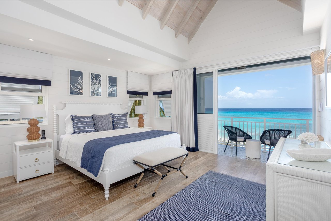 Sea Breeze Beach House 