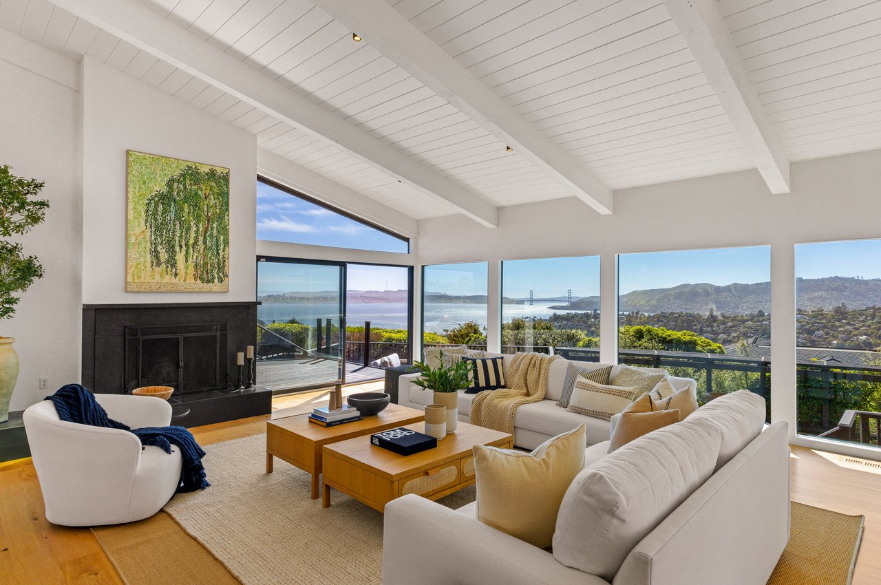 Sweeping Views of San Francisco and the Golden Gate Bridge