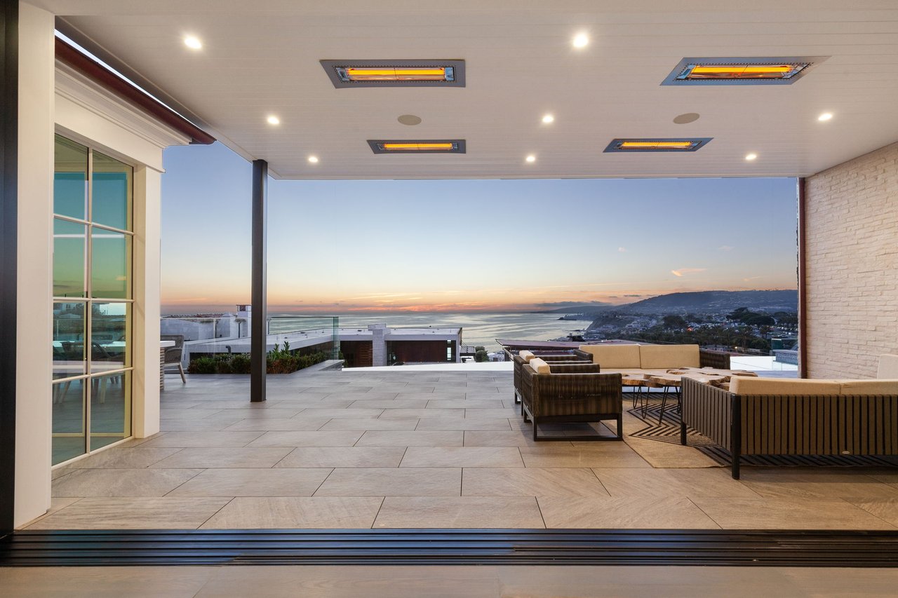 17 Coral Cove Way