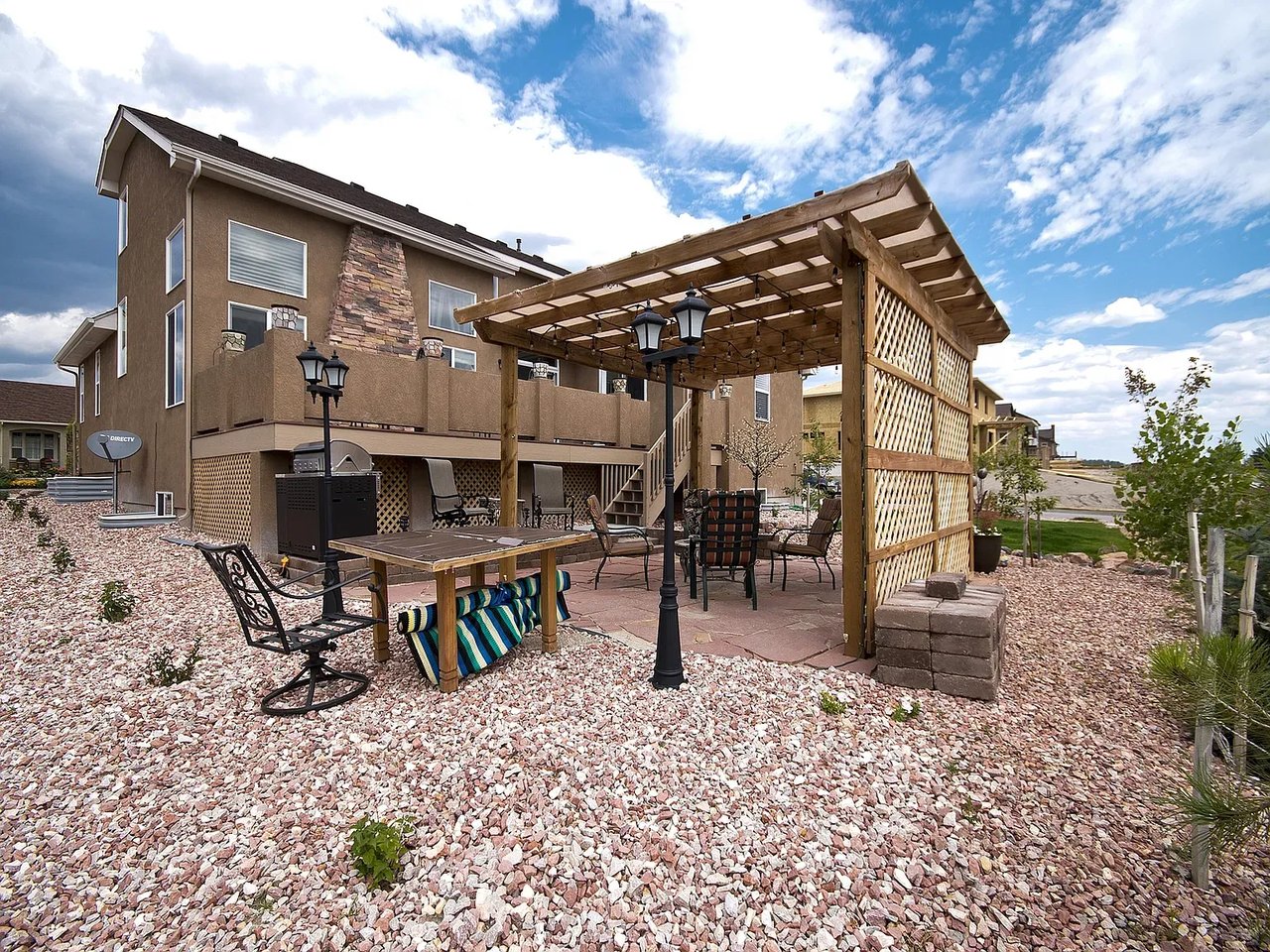 5953 Fergus Dr