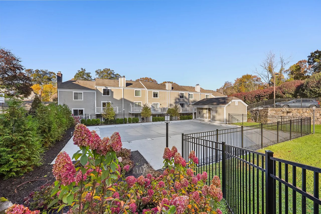 71 Aiken Street APT P12