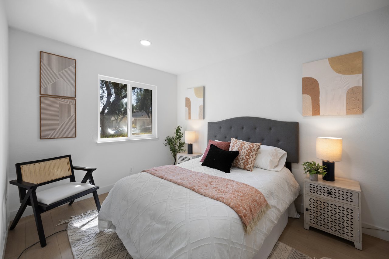 735 Winstead Terrace