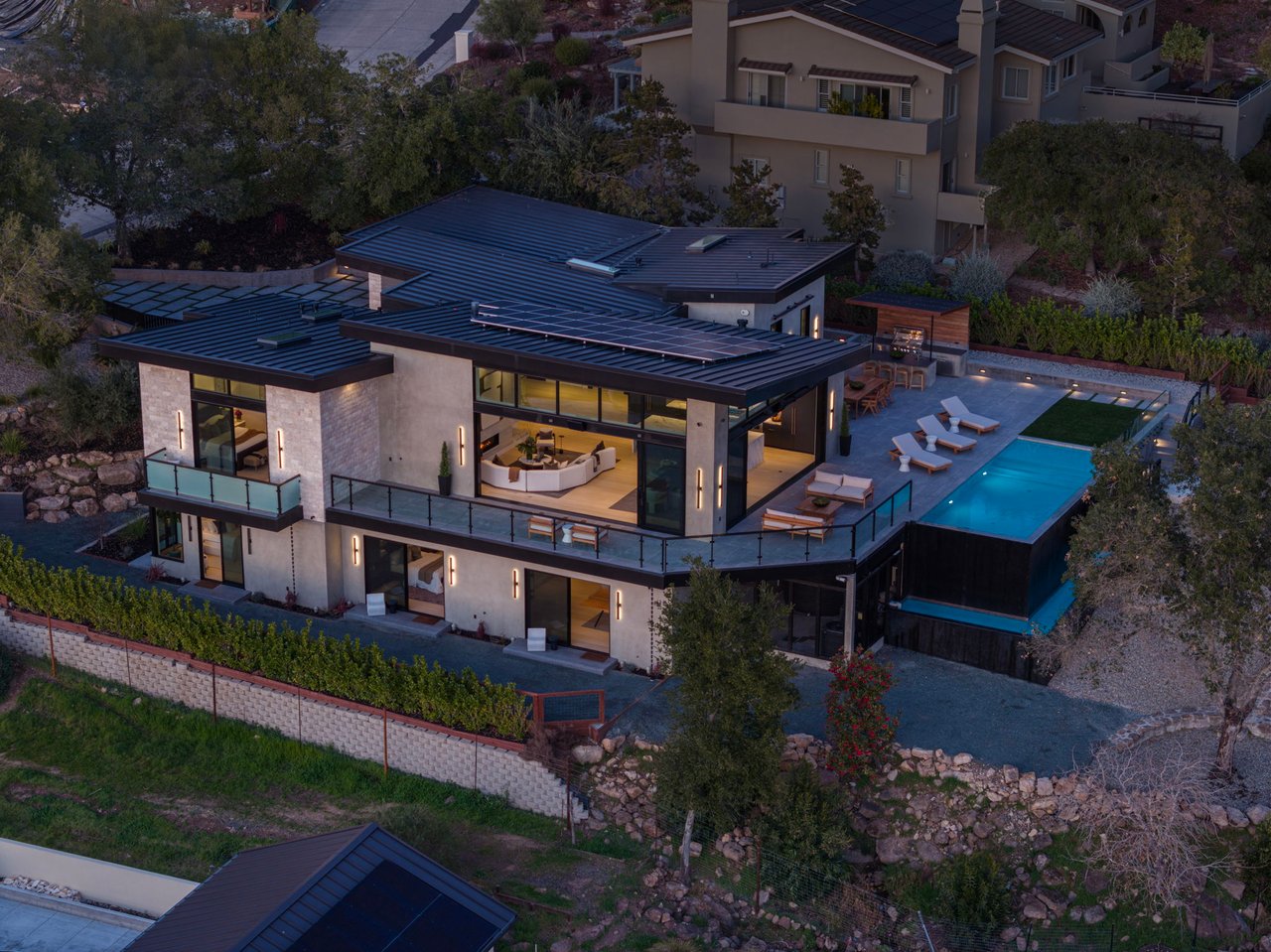 105 Canyon Drive