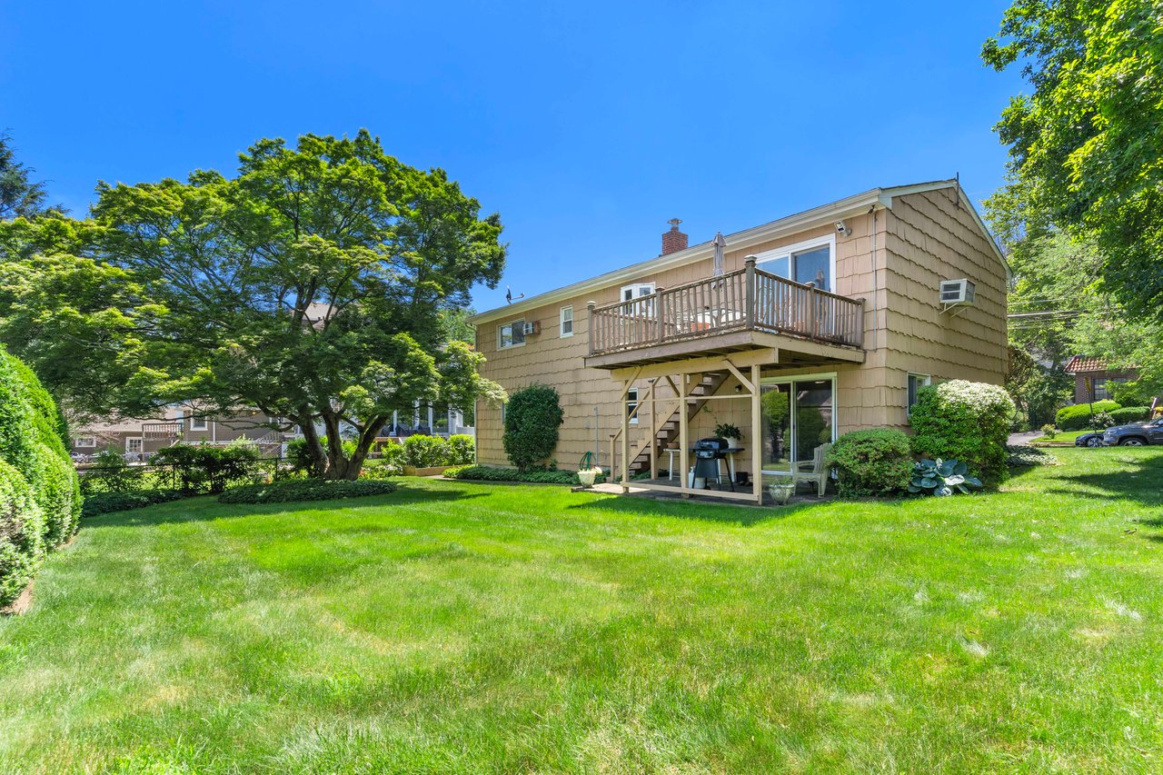 21 Ellwood Avenue
