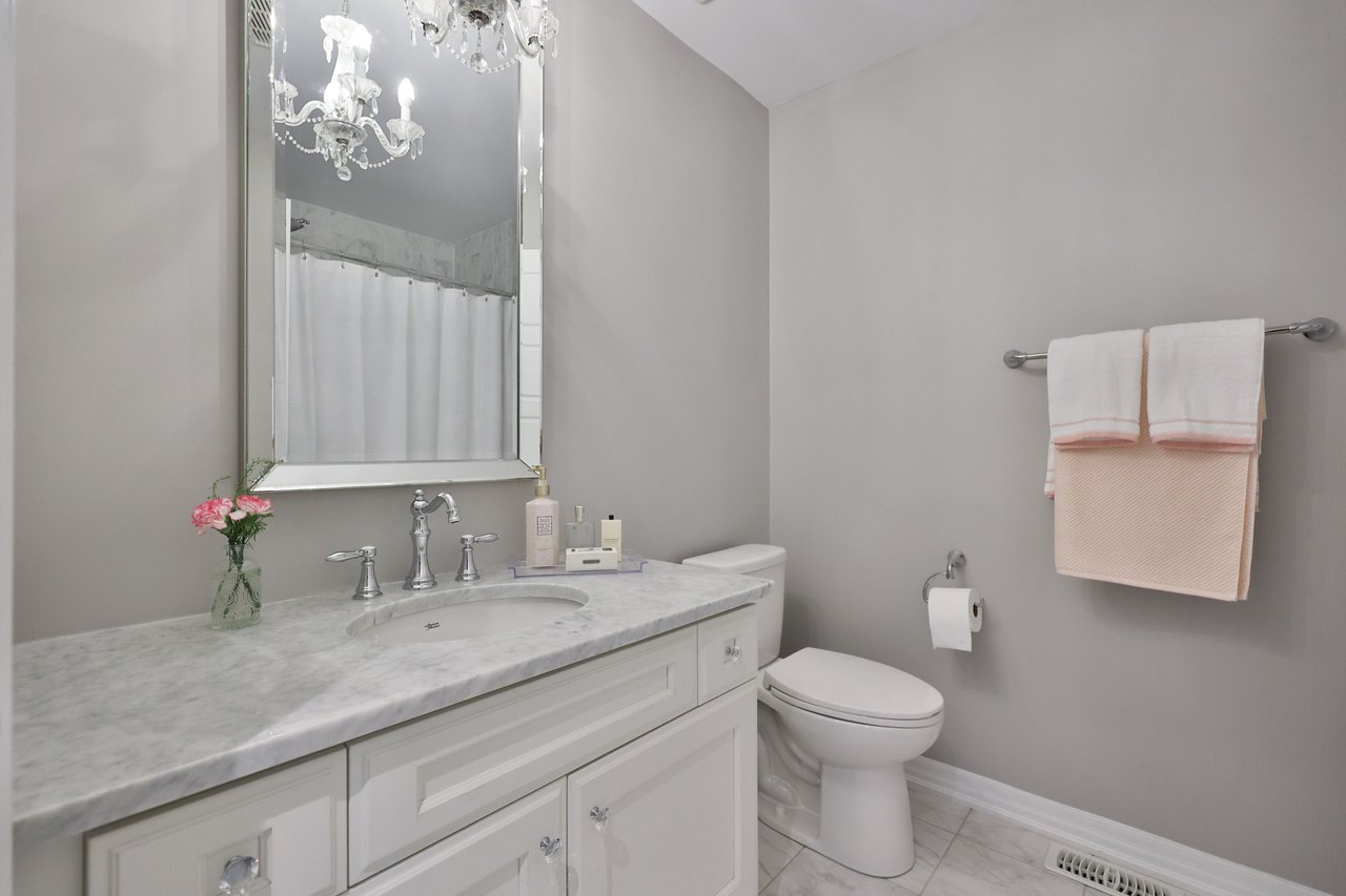 3205 Violet Gardens, Oakville