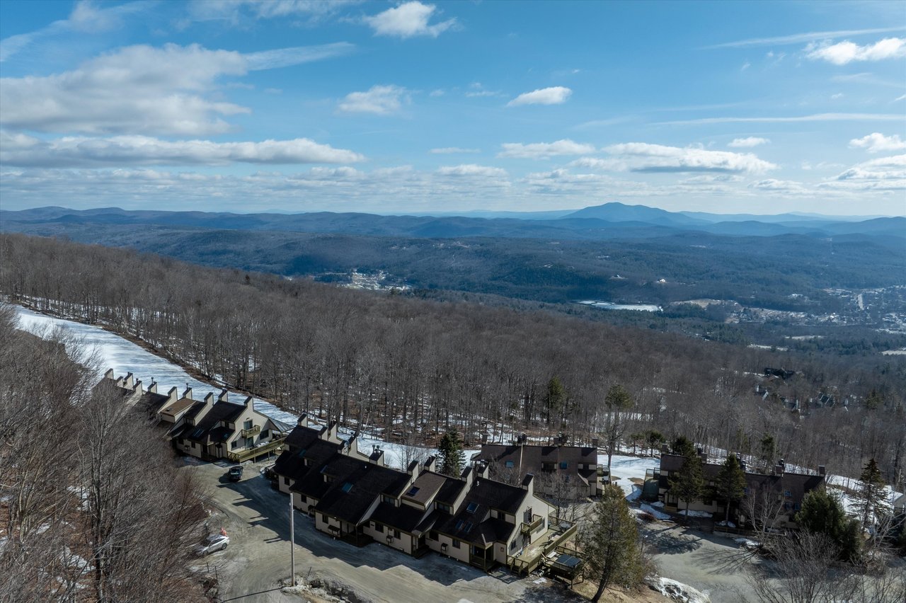 Okemo Trailside 36E