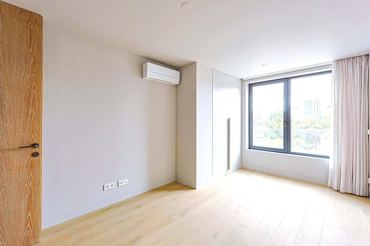 Stylish 2-Bedroom Apartment in the Heart of Lisbon with Exceptional Amenities