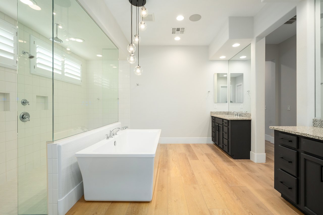 5537 E VIA CABALLO BLANCO