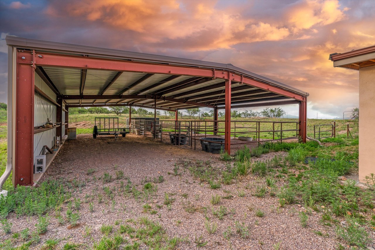 85 Hog Canyon Road
