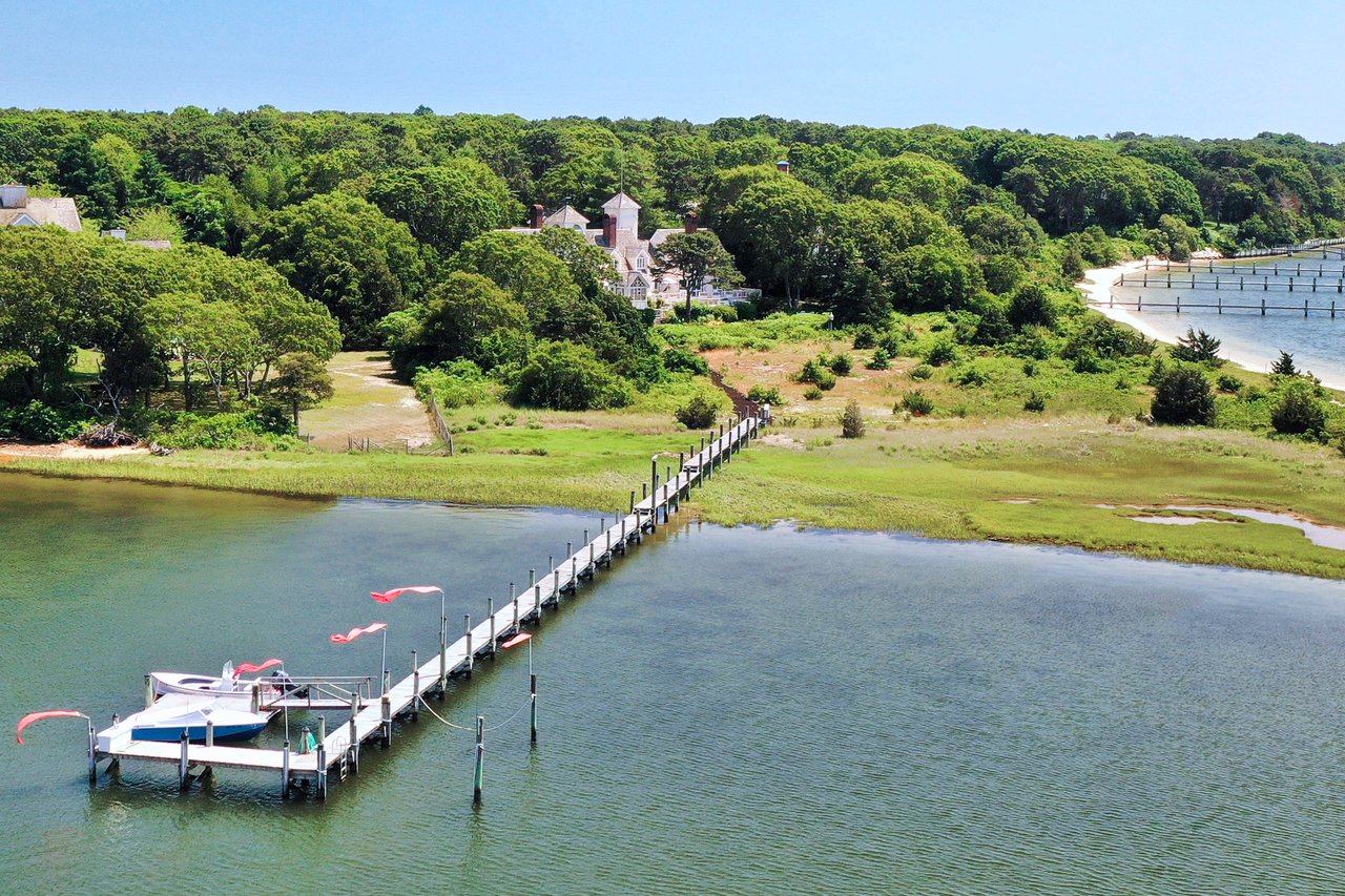'Point House' Waterfront Estate