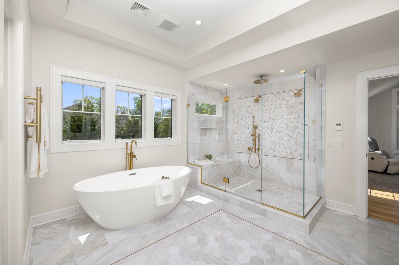 Just Listed: Designer 6BR Home in Coveted Hartshorn Section of Short Hills